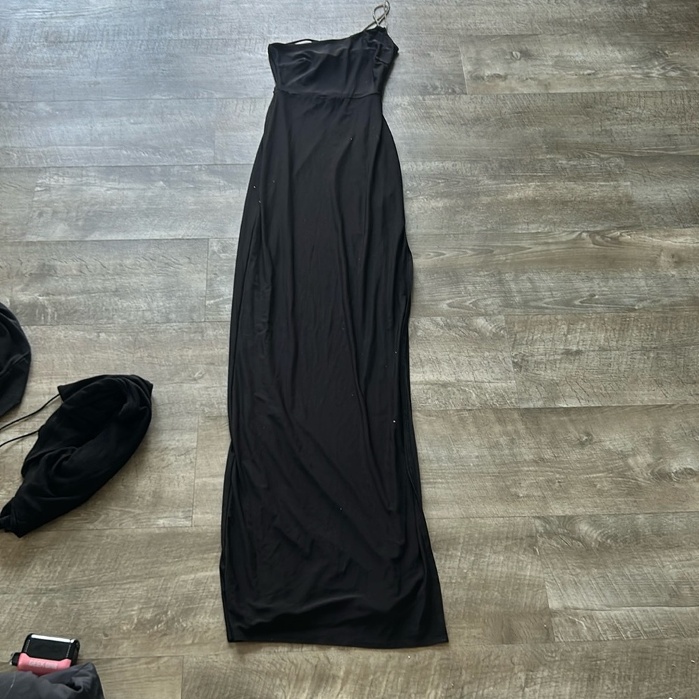Long black formal dresss